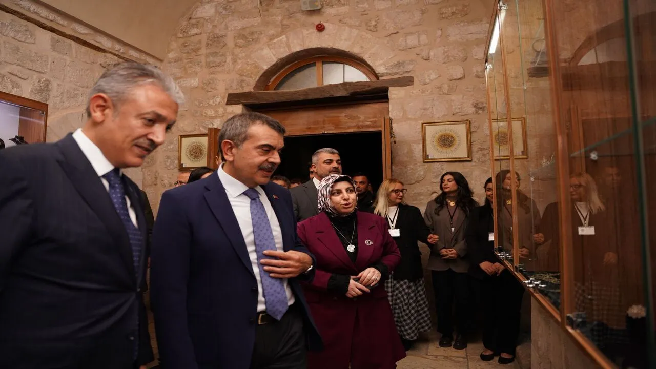 Ara Tatil Kaldırılabilir